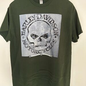 Gildan Dark Green Skull Graphic Tee